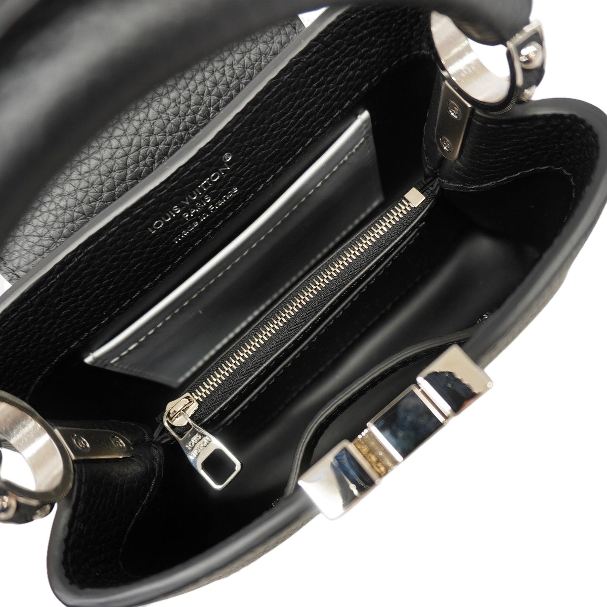 【6id5992】ルイヴィトン ハンドバッグ トリヨン カプシーヌMINI M11908 ノワール 2wayバッグ【中古】レディース