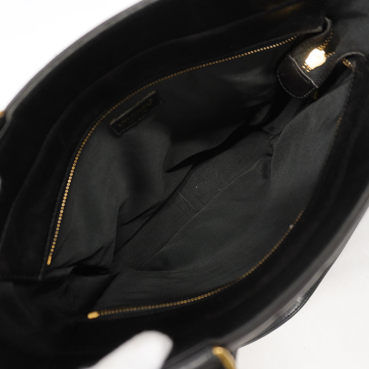 【6id6019-h】シャネル トートバッグ チョコバー ラムスキン ブラック シャンパンゴールド金具【中古】レディース