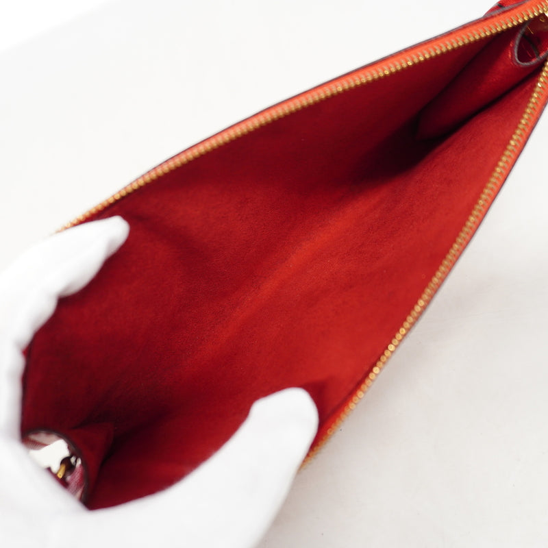 【6id6048】ルイヴィトン ポーチ エピ ポシェットアクセソワール M52947 カスティリアンレッド【中古】レディース