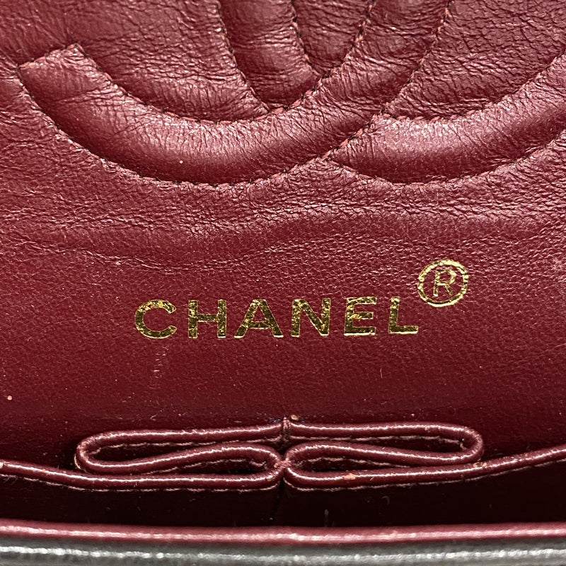 【6id6071-h】シャネル ショルダーバッグ マトラッセ Wフラップ Wチェーン ラムスキン ブラック ゴールド金具【中古】レディース