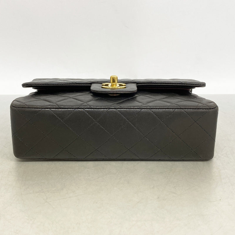 【6id6071-h】シャネル ショルダーバッグ マトラッセ Wフラップ Wチェーン ラムスキン ブラック ゴールド金具【中古】レディース