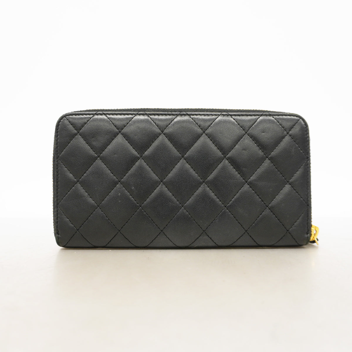 【6id6079】シャネル 長財布 マトラッセ ラムスキン ブラック ゴールド金具【中古】レディース