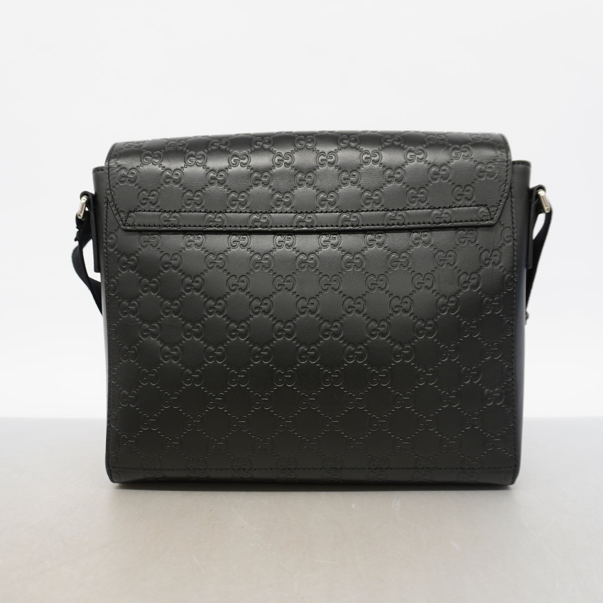 【6id6081】グッチ ショルダーバッグ グッチシマ 523226 レザー ブラック シルバー金具【中古】メンズ