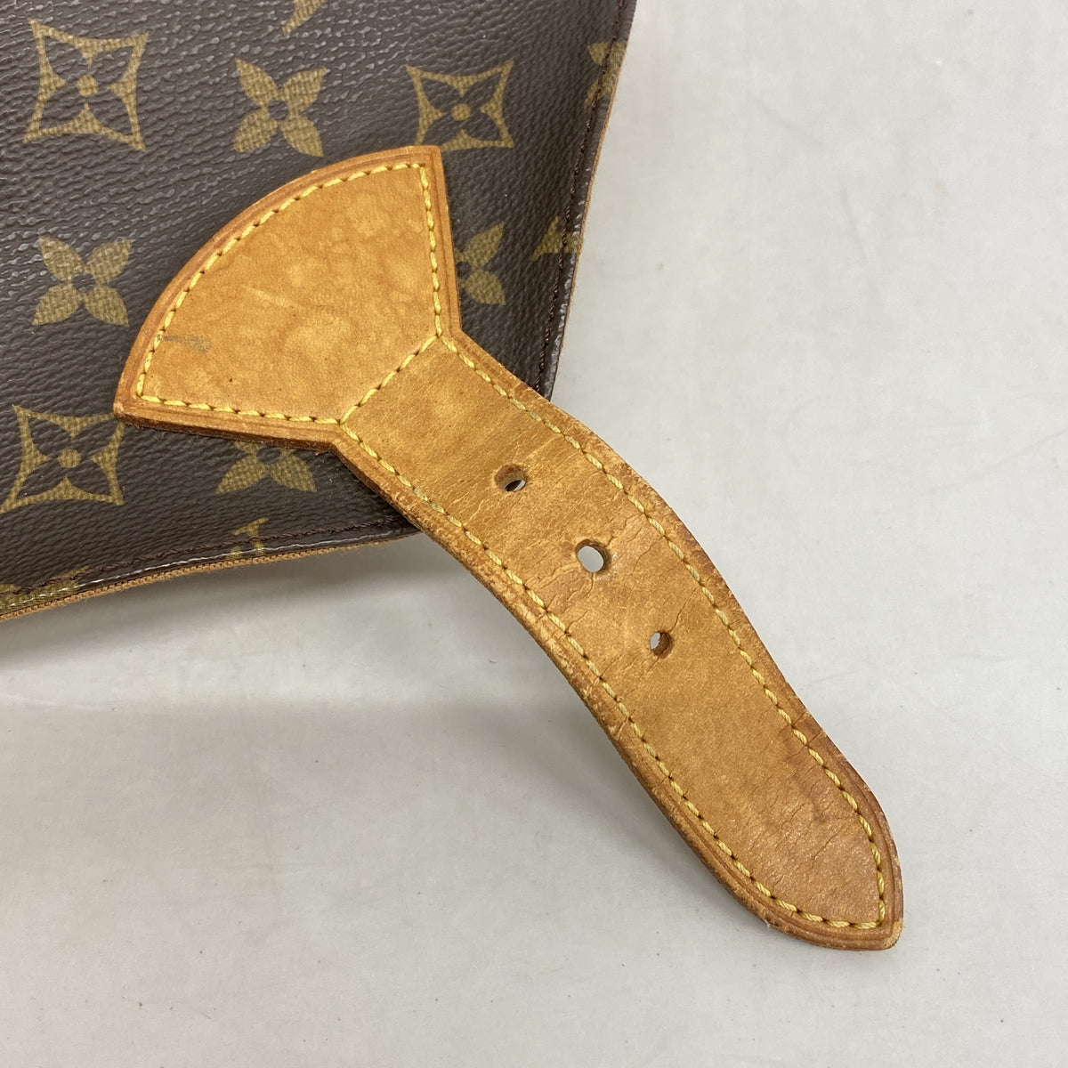【6id6091】ルイヴィトン ボディバッグ モノグラム モンスリGM M51135 ブラウン【中古】レディース
