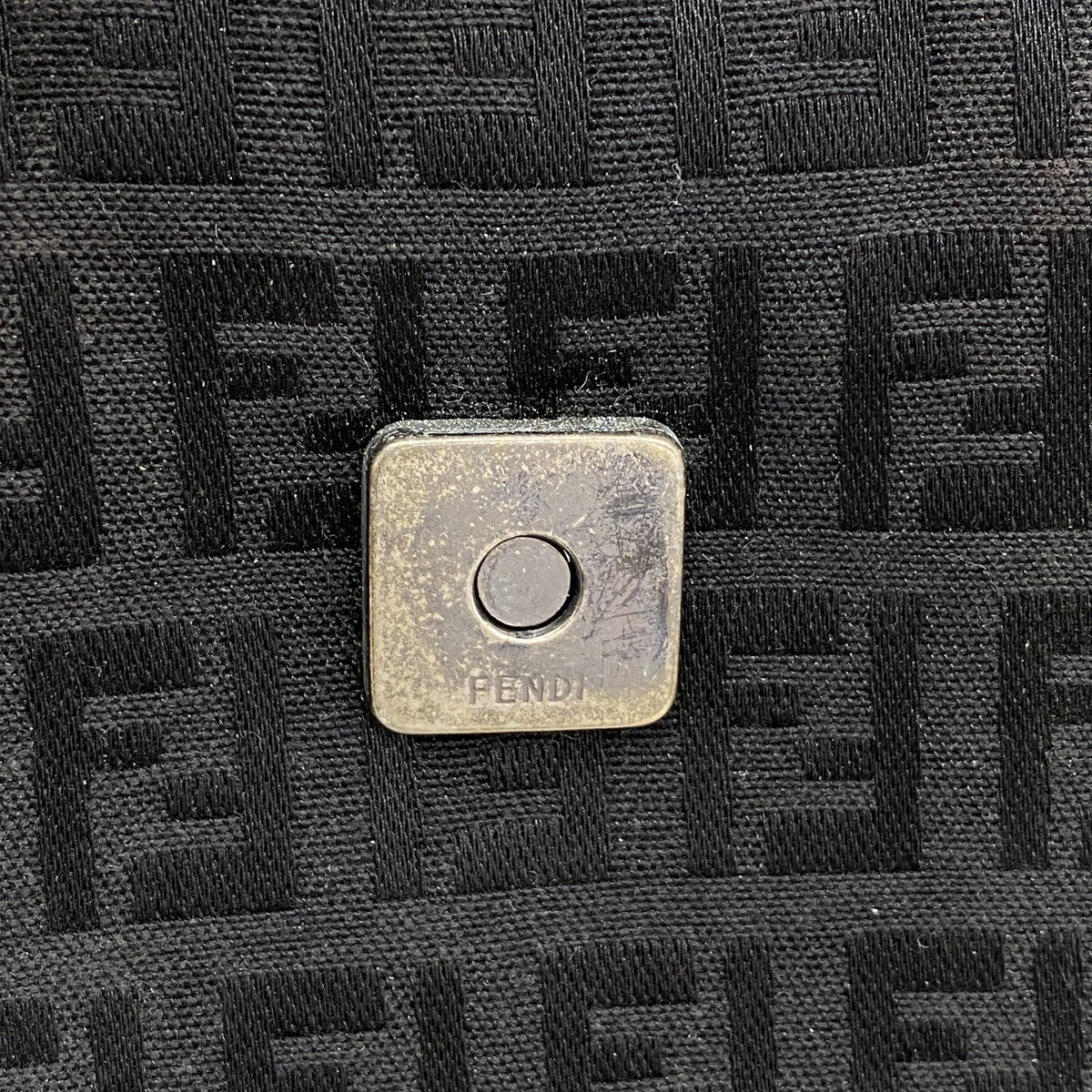 【6id6102】フェンディ ハンドバッグ ズッキーノ ナイロンキャンバス ブラック シルバー金具【中古】レディース