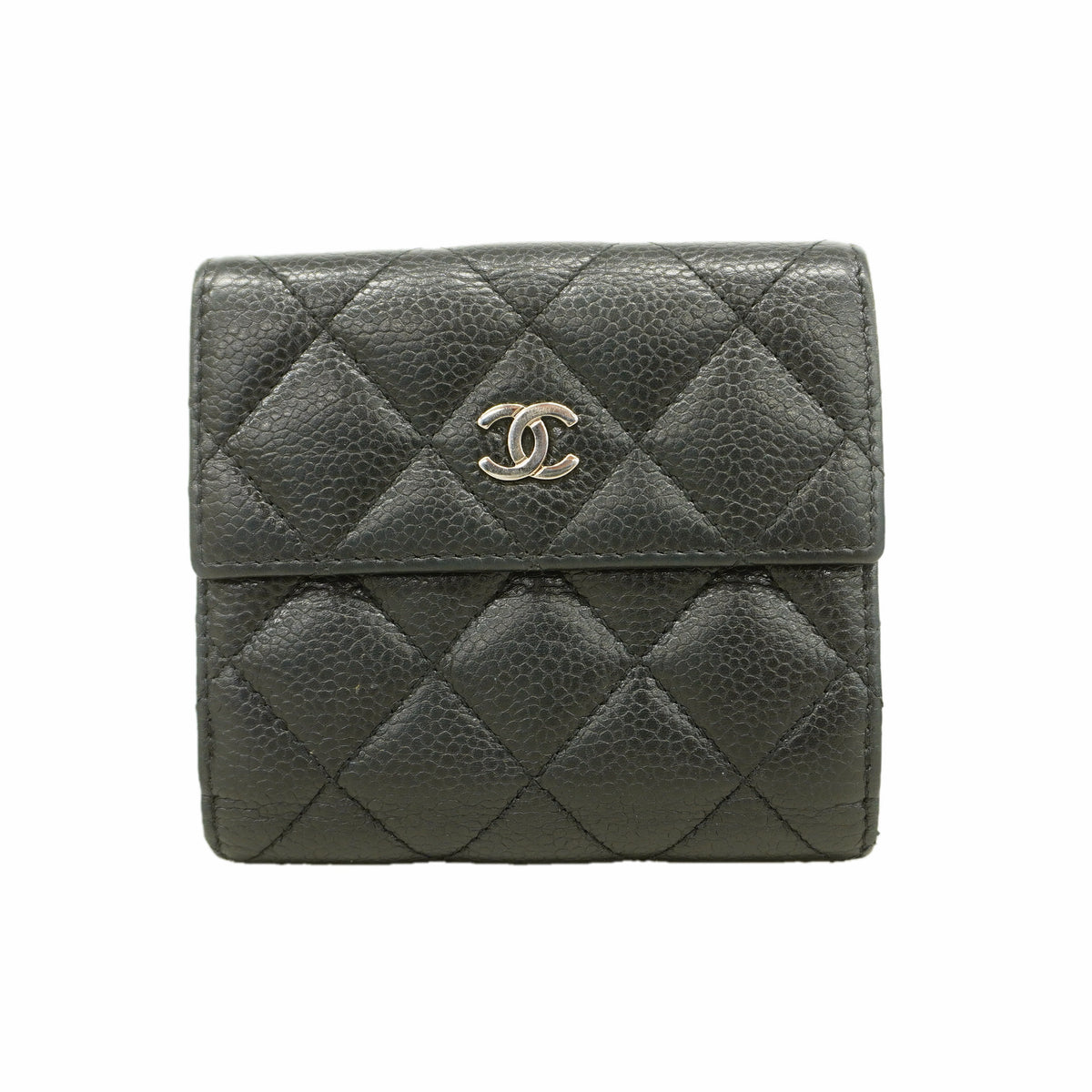 【6id6137】シャネル 財布 マトラッセ キャビアスキン ブラック シルバー金具【中古】レディース