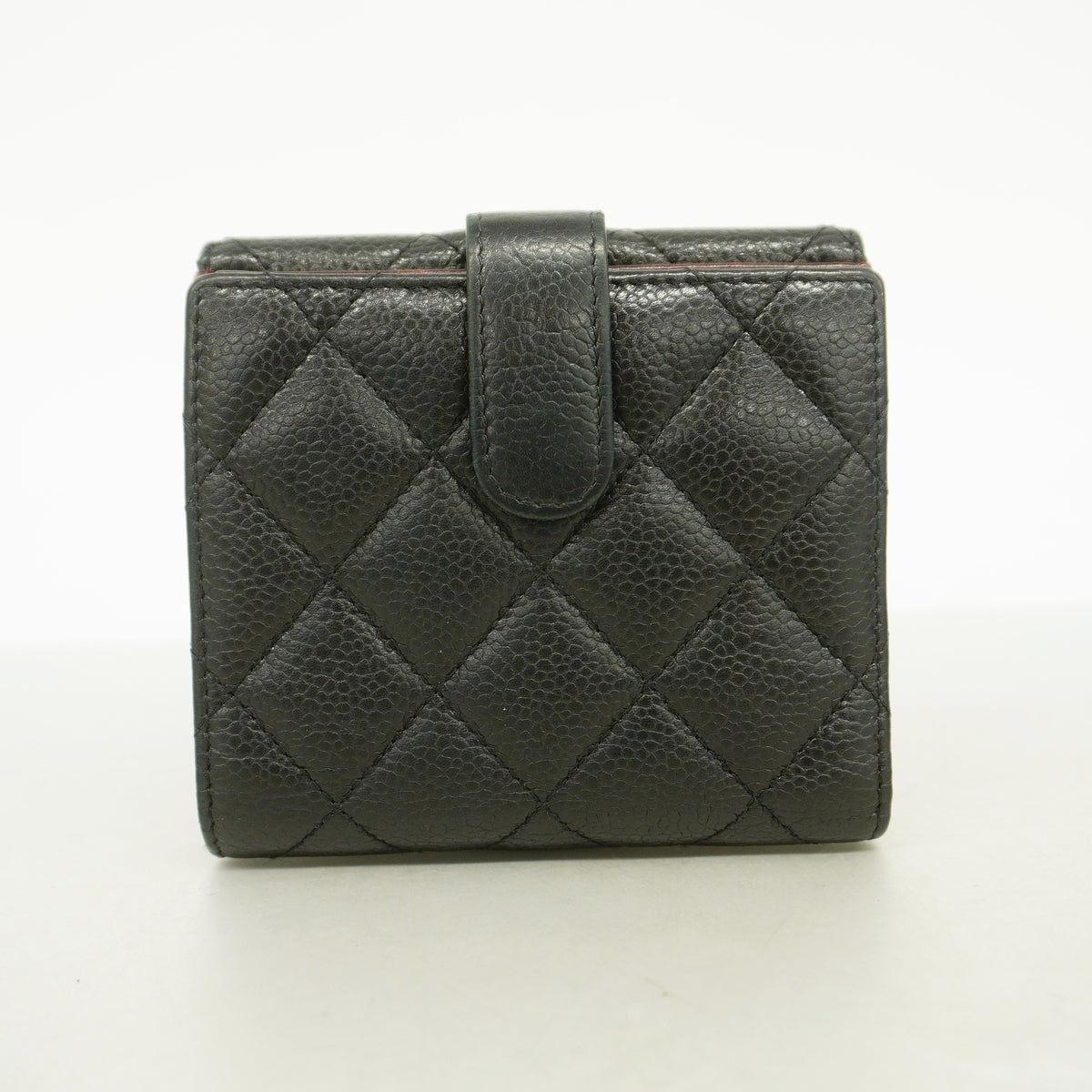 【6id6137】シャネル 財布 マトラッセ キャビアスキン ブラック シルバー金具【中古】レディース