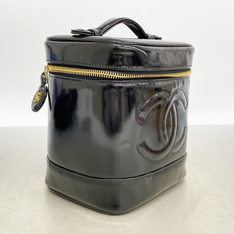 【6id6165】シャネル バニティバッグ パテントレザー ブラック ゴールド金具【中古】レディース