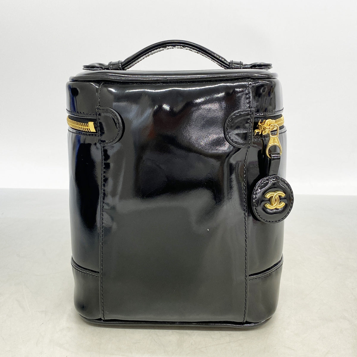 【6id6165】シャネル バニティバッグ パテントレザー ブラック ゴールド金具【中古】レディース