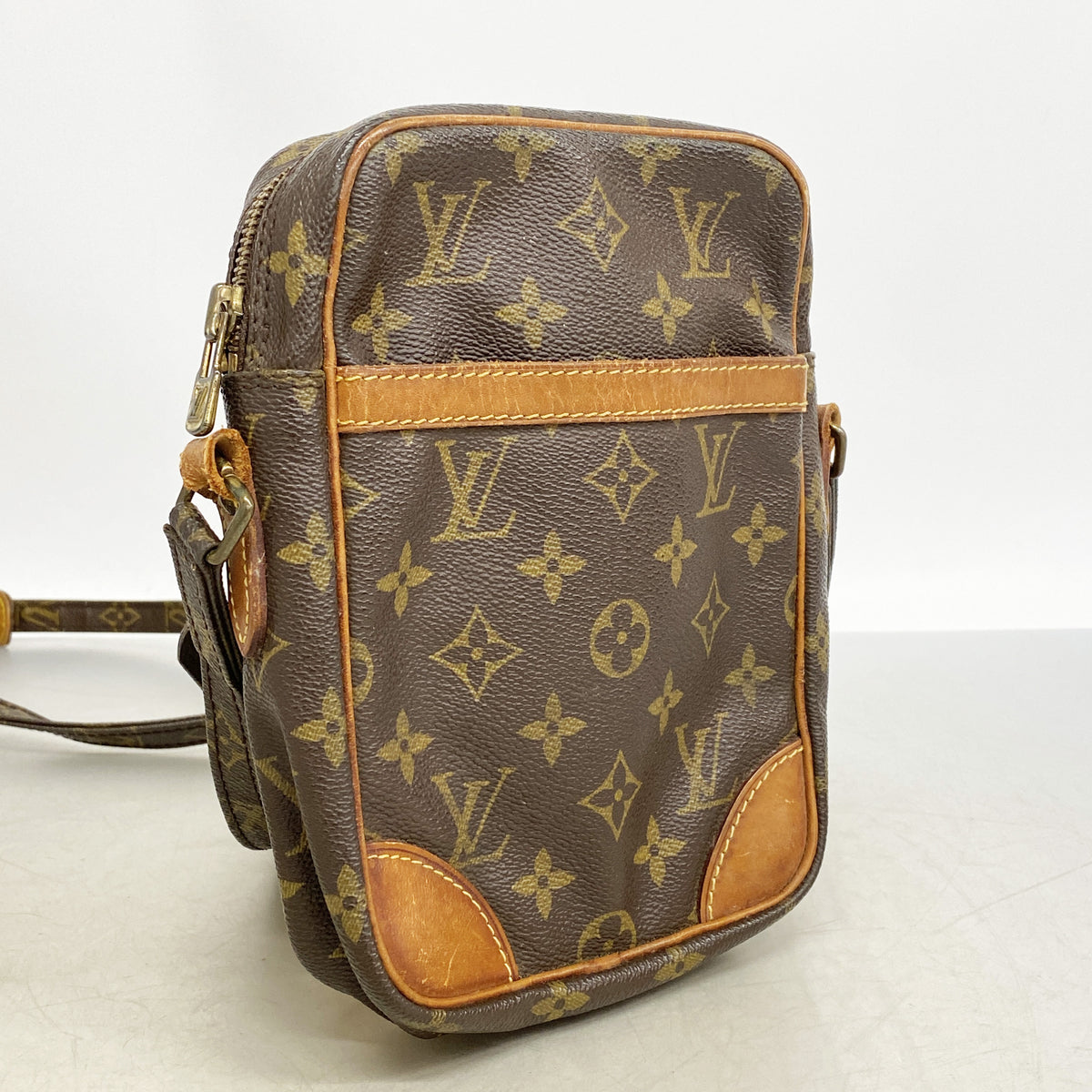 【6id6176】ルイヴィトン ショルダーバッグ モノグラム ダヌーブ M45266 ブラウン【中古】レディース