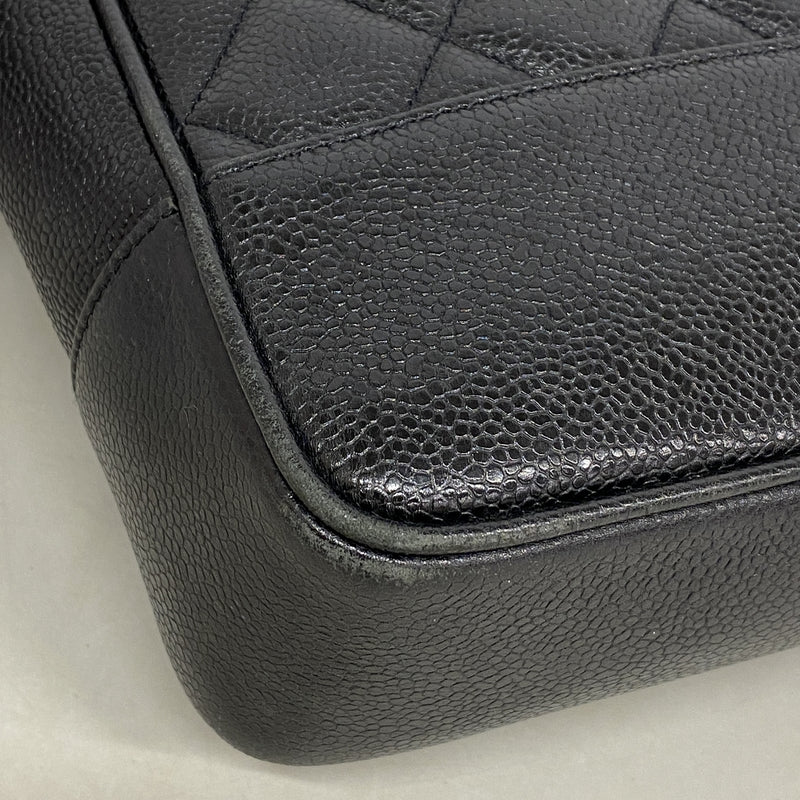 【6id6184】シャネル ショルダーバッグ マトラッセ チェーンショルダー キャビアスキン ブラック ゴールド金具【中古】レディース