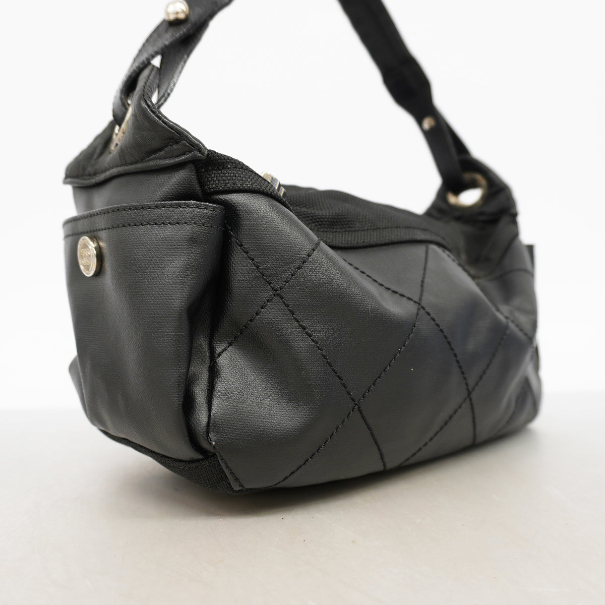 【6id6198】シャネル ショルダーバッグ パリビアリッツ レザー ブラック シルバー金具【中古】レディース