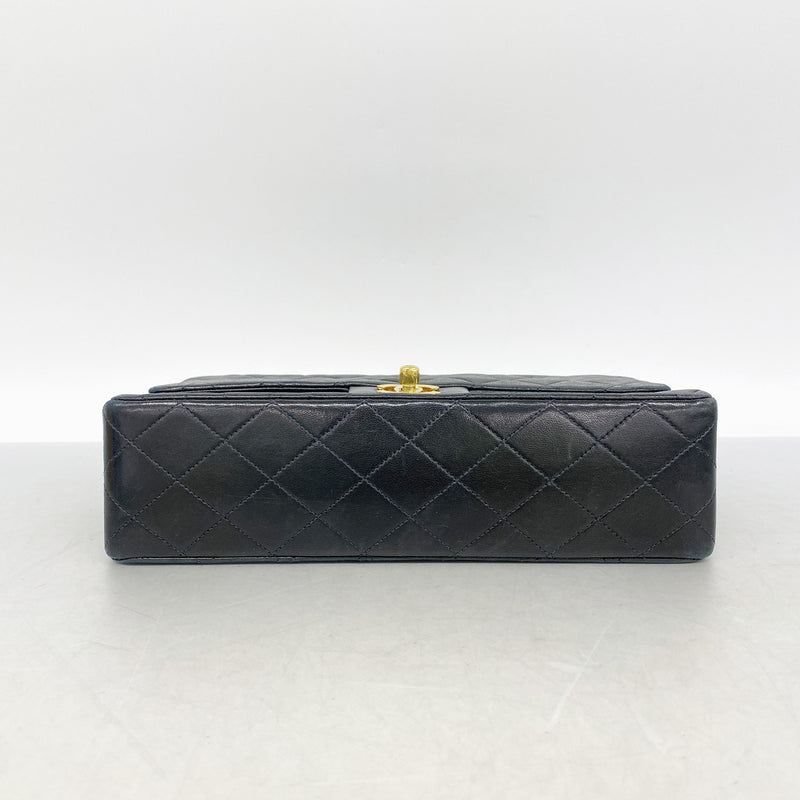 【6id6275】シャネル ショルダーバッグ マトラッセ Wフラップ Wチェーン ラムスキン ブラック ゴールド金具【中古】レディース
