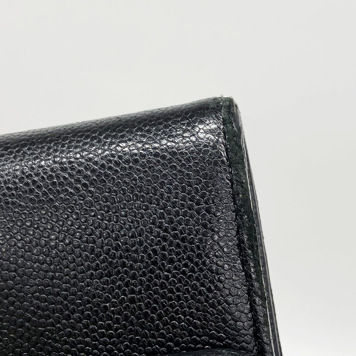 【6id6277】シャネル 長財布 ココボタン キャビアスキン ブラック シルバー金具【中古】レディース
