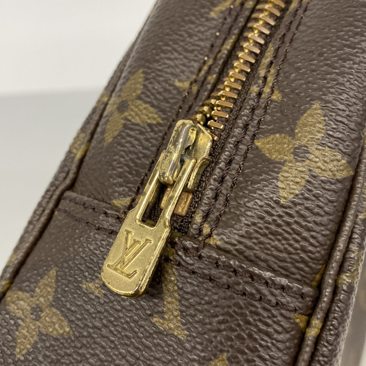 【6id6284】ルイヴィトン ポーチ モノグラム トゥルーストワレット23 M47524 ブラウン【中古】レディース