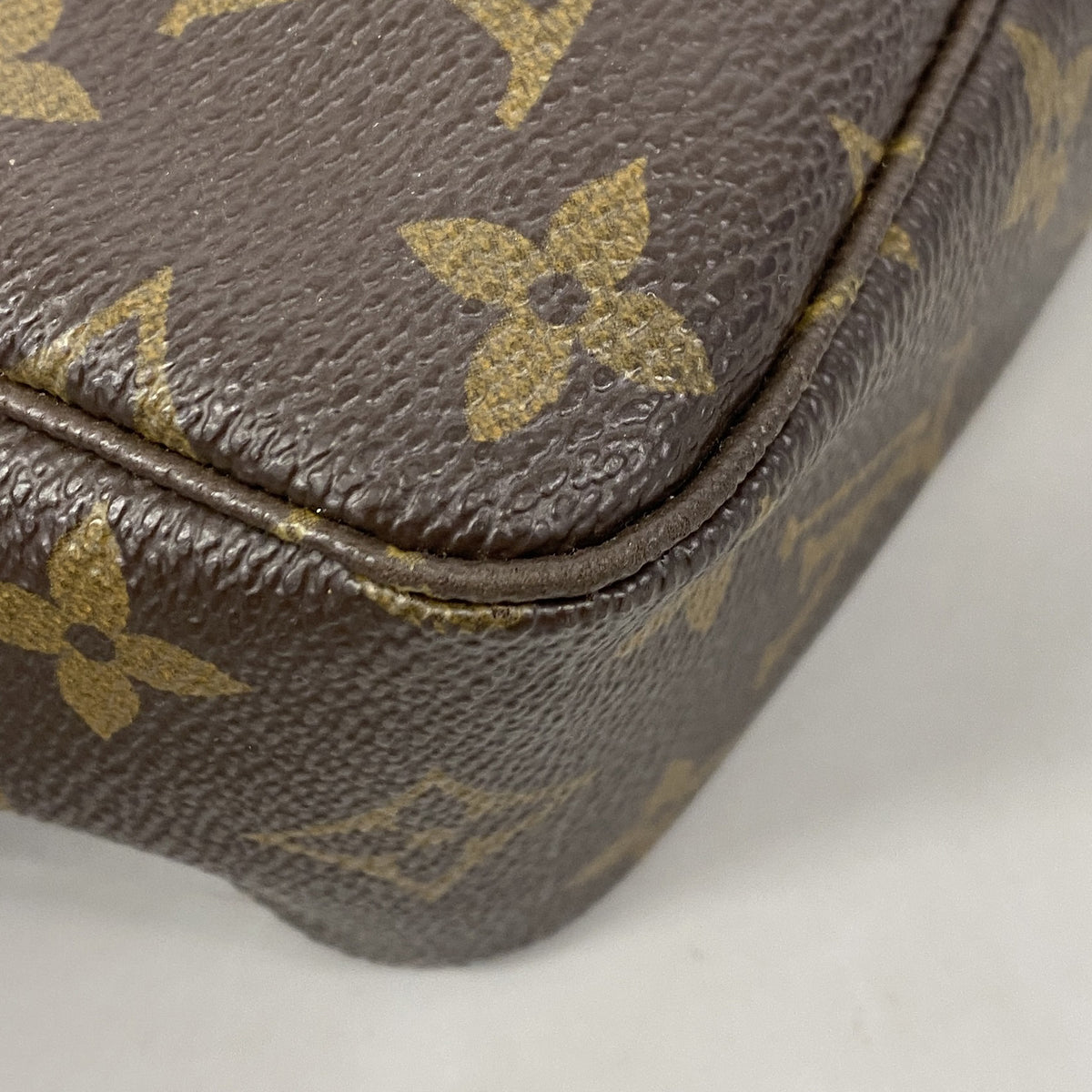 【6id6284】ルイヴィトン ポーチ モノグラム トゥルーストワレット23 M47524 ブラウン【中古】レディース