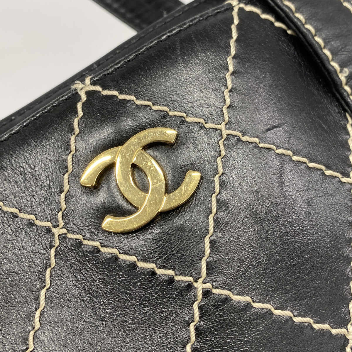 【6id6298】シャネル トートバッグ ワイルドステッチ レザー ブラック ゴールド金具【中古】レディース