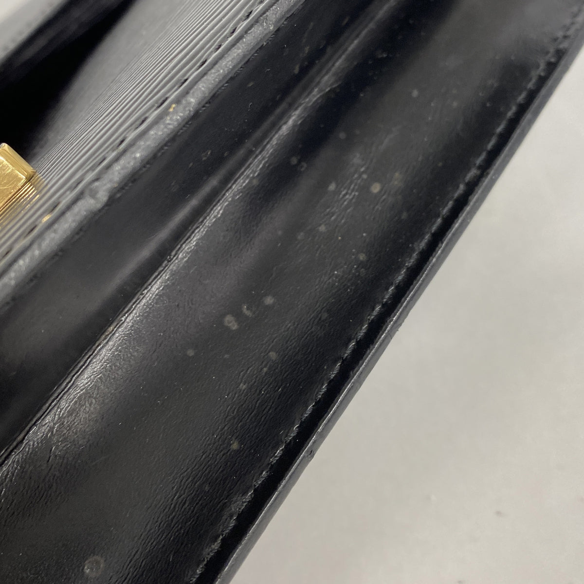 【6id6304】ルイヴィトン クラッチバッグ エピ ポシェットセリエドラゴンヌ M52612 ノワール【中古】メンズ