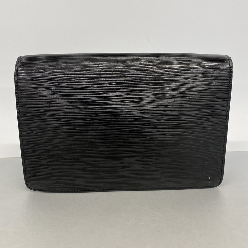 【6id6304】ルイヴィトン クラッチバッグ エピ ポシェットセリエドラゴンヌ M52612 ノワール【中古】メンズ