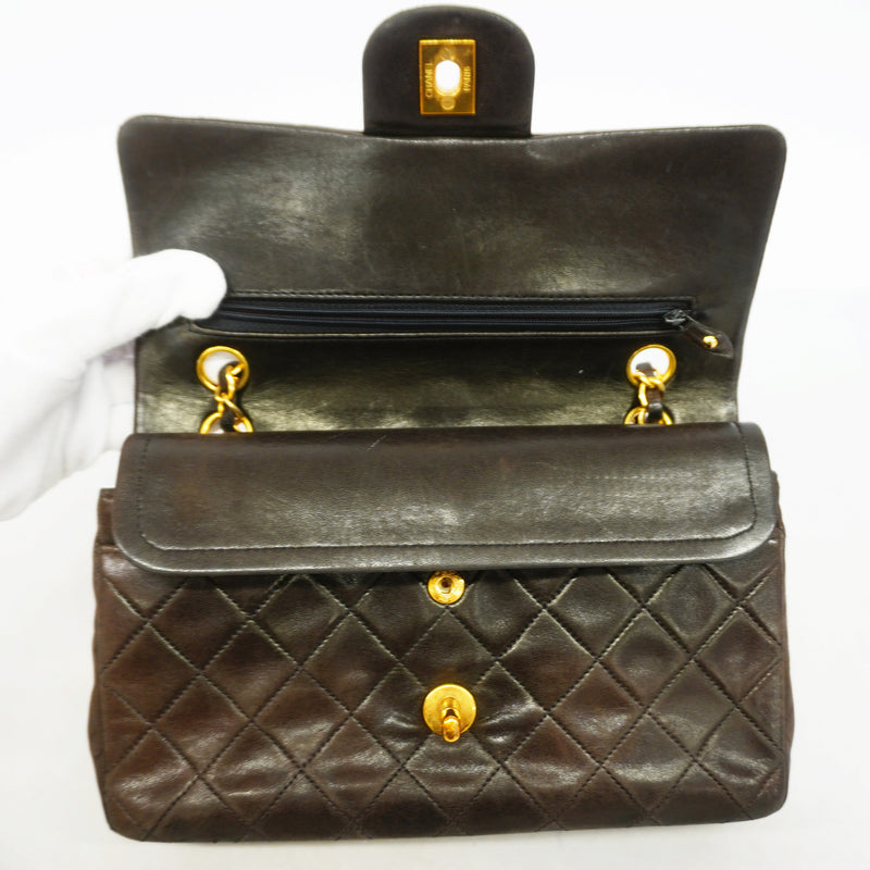 【6id6330】シャネル ショルダーバッグ マトラッセ Wフラップ Wチェーン ラムスキン ブラック ゴールド金具【中古】レディース