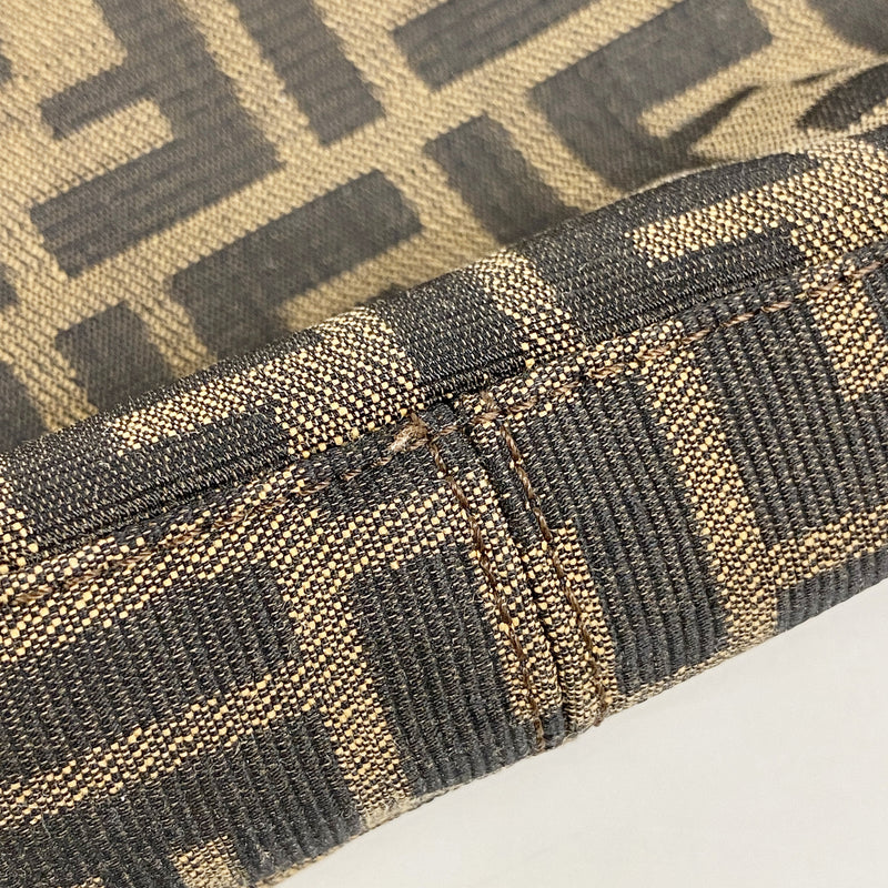 【6id6364】フェンディ ハンドバッグ ズッカ マンマバケット ナイロンキャンバス ブラウン シルバー金具【中古】レディース