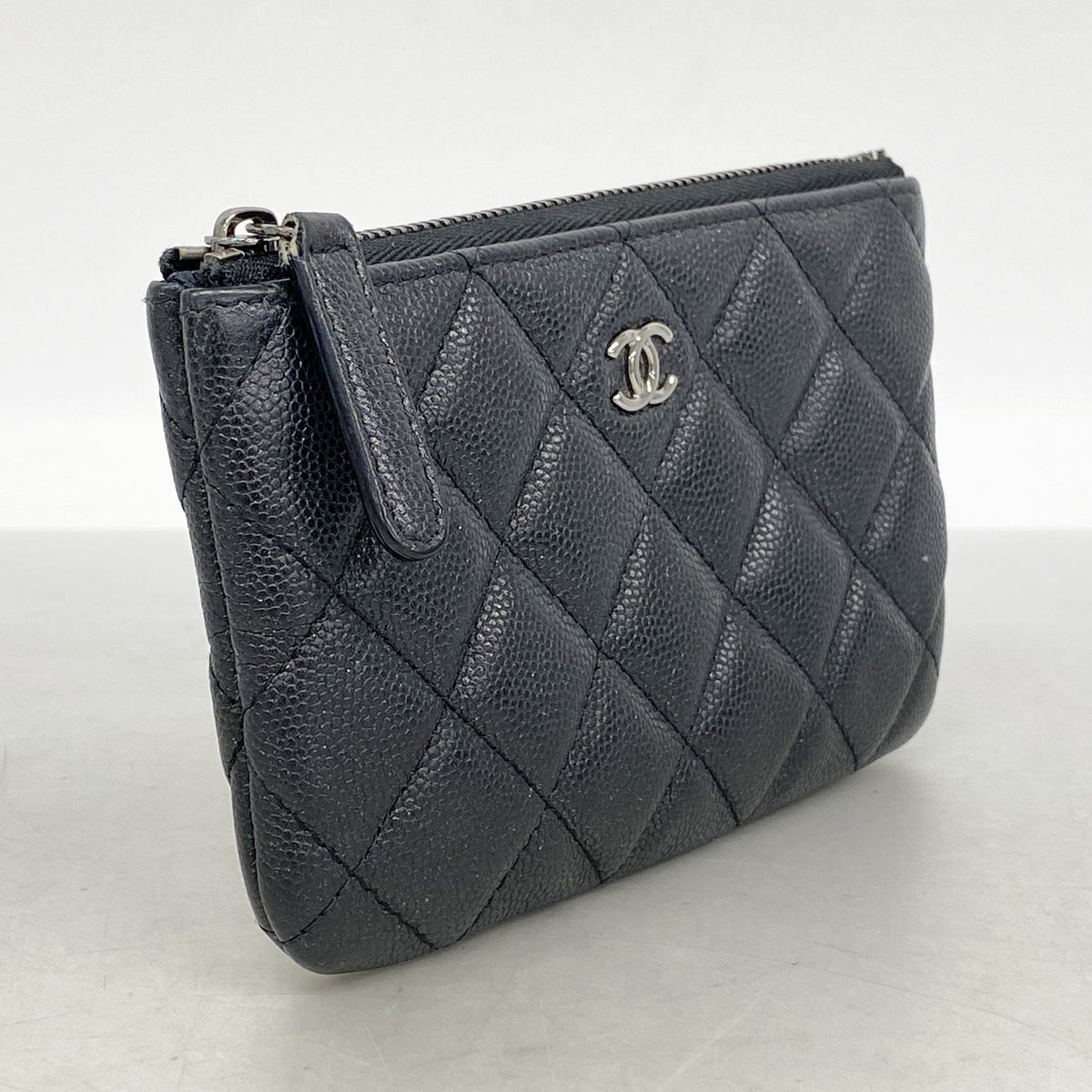 【6id6365】シャネル コインケース マトラッセ キャビアスキン ブラック シルバー金具【中古】レディース