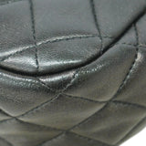【6id6381】シャネル リュック・デイパック マトラッセ ラムスキン ブラック シャンパンゴールド金具【中古】レディース