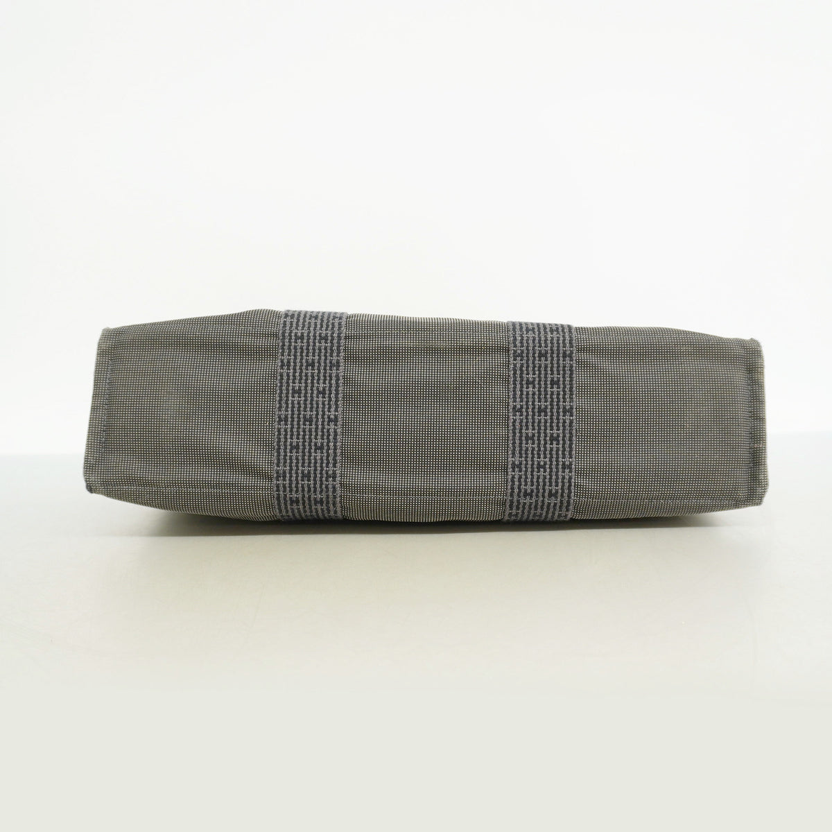 【6ie6408】エルメス トートバッグ エールラインMM ナイロン グレー シルバー金具【中古】メンズ レディース ユニセックス