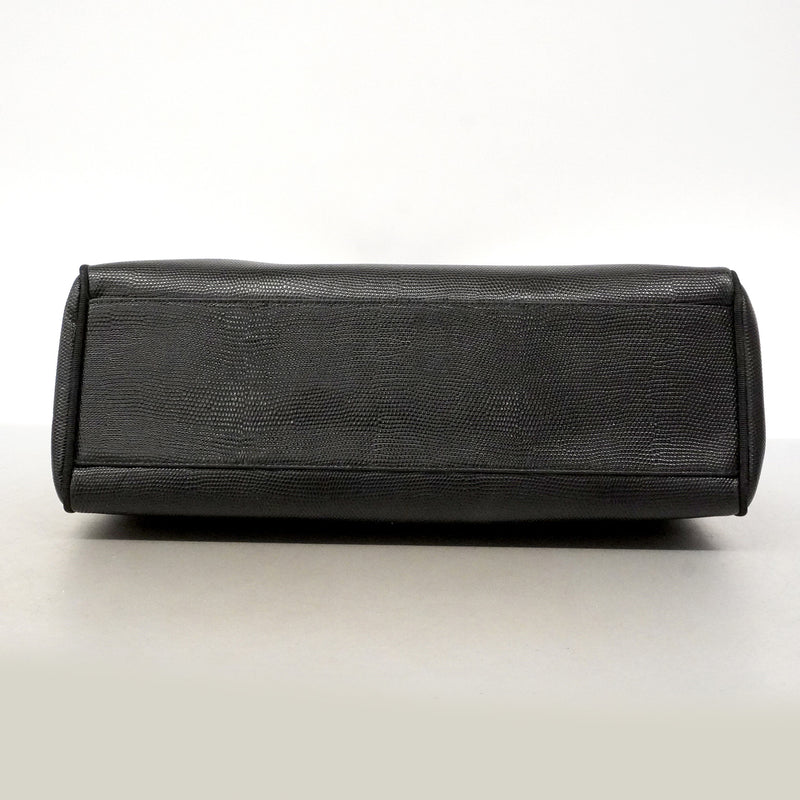 【6ie6458】サルヴァトーレフェラガモ ショルダーバッグ ヴァラ ブラック ゴールド金具【中古】レディース