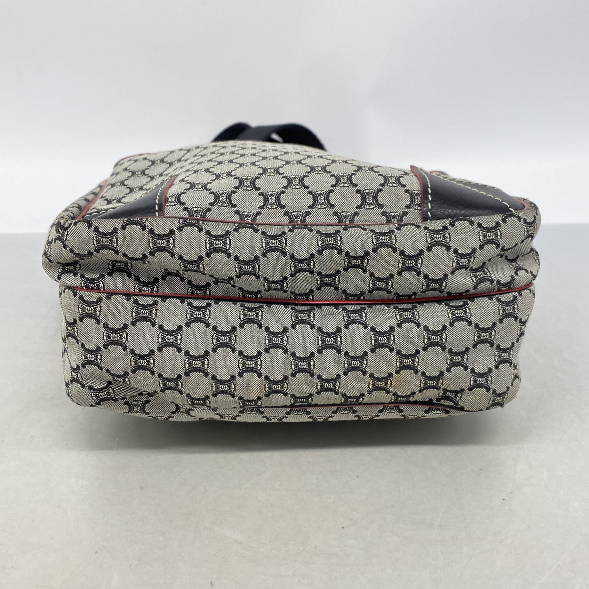 【6ie6470】セリーヌ ショルダーバッグ マカダム ナイロンキャンバス ブラック レッド シルバー金具【中古】メンズ