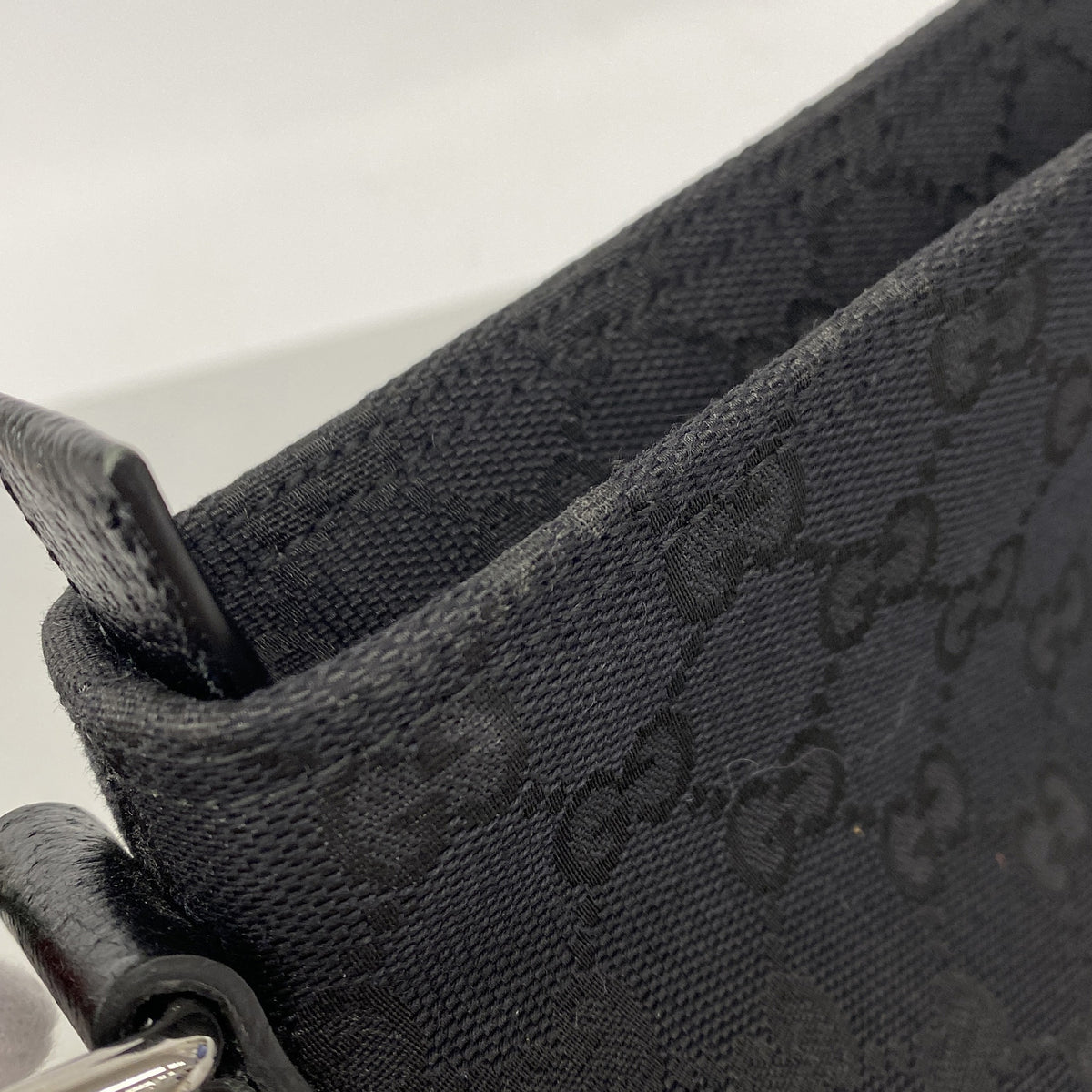 【6ie6471】グッチ ショルダーバッグ GGキャンバス/シェリーライン 189749 キャンバス ブラック シルバー金具【中古】レディース