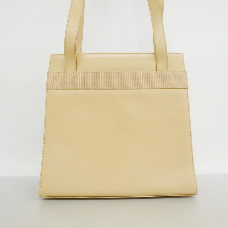 【6ie6485】サルヴァトーレフェラガモ トートバッグ ヴァラ レザー ベージュ ゴールド金具【中古】レディース