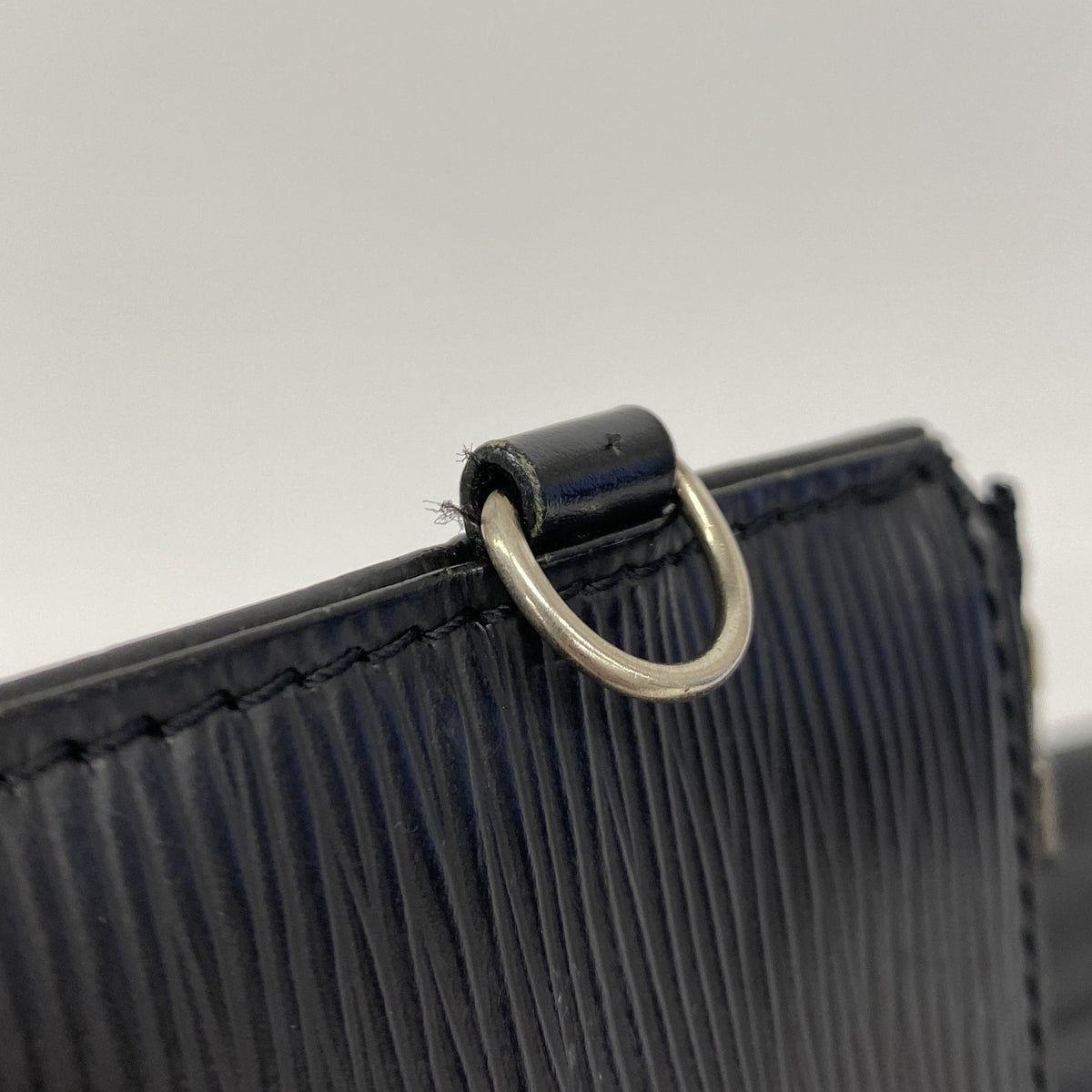 【6ie6511】ルイヴィトン ボディバッグ エピ サックアド M80153 ノワール【中古】レディース