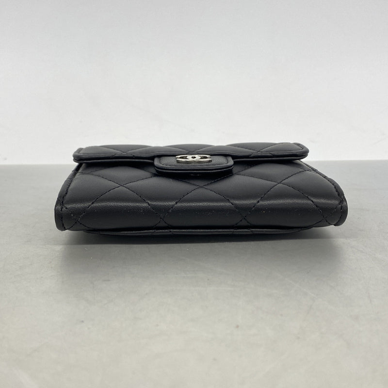 【6ie6515】シャネル カードケース マトラッセ ラムスキン ブラック シルバー金具【中古】レディース