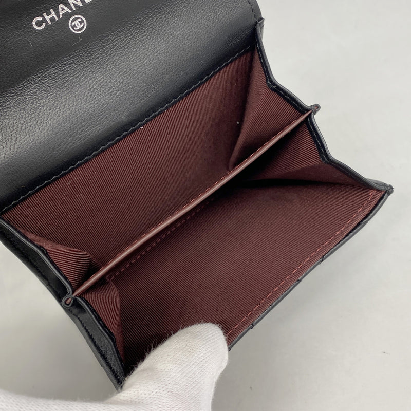 【6ie6515】シャネル カードケース マトラッセ ラムスキン ブラック シルバー金具【中古】レディース