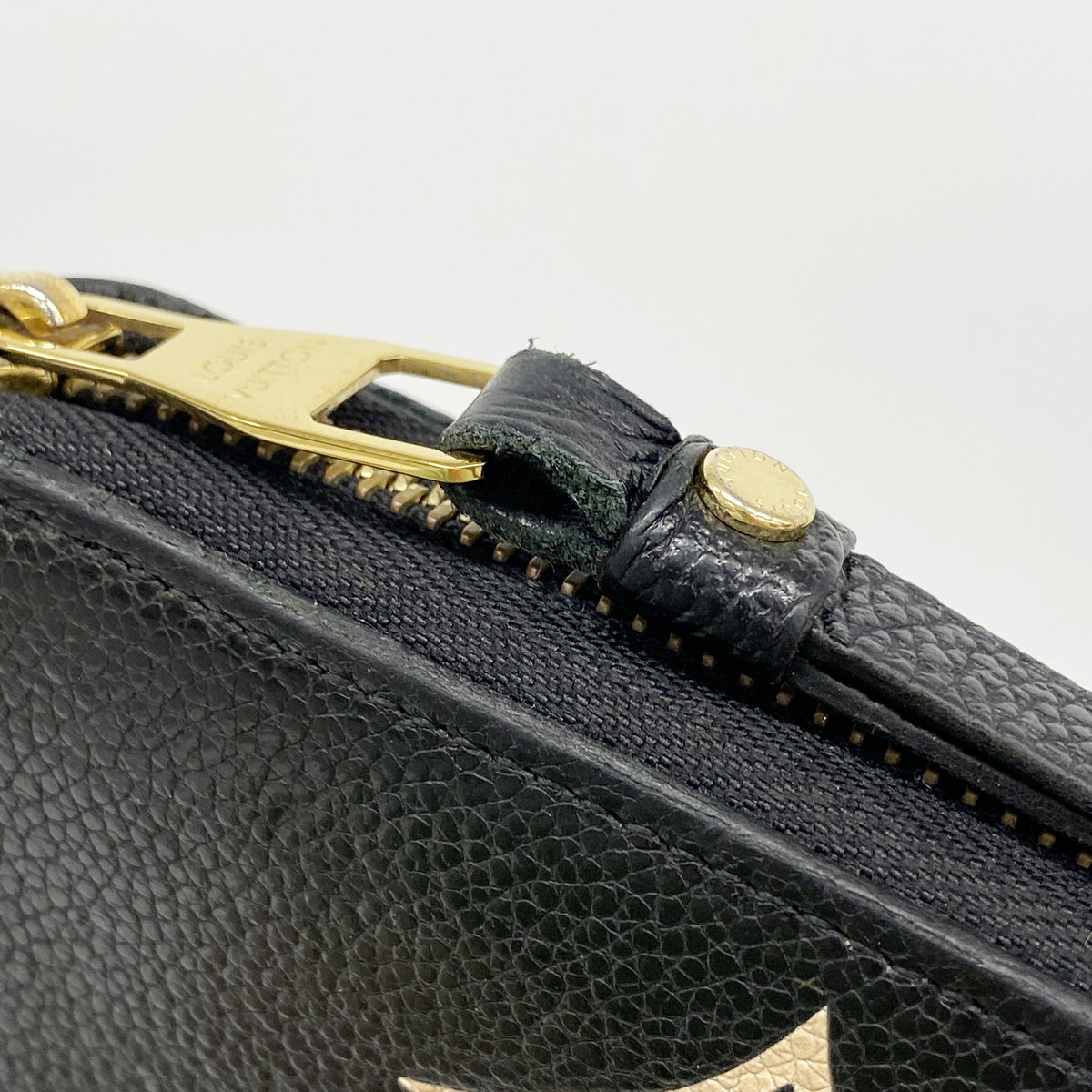 【6ie6572】ルイヴィトン 長財布 モノグラム・アンプラント バイカラー ジッピーウォレット M80481 ブラック ベージュ【中古】レディース