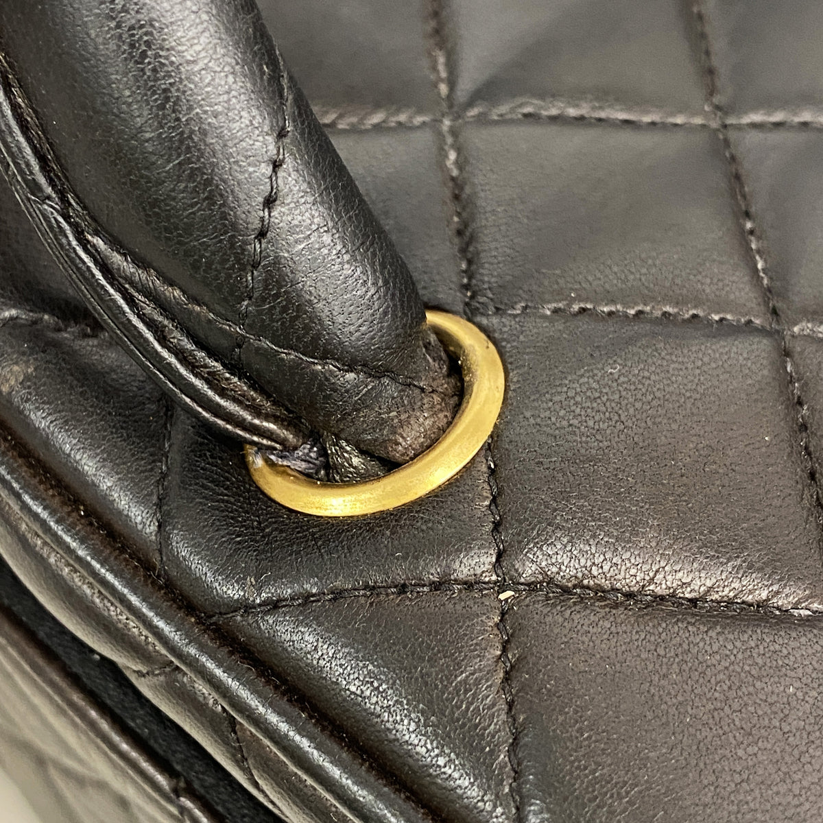 【6ie6581】シャネル バニティバッグ マトラッセ ラムスキン ブラック ゴールド金具【中古】レディース