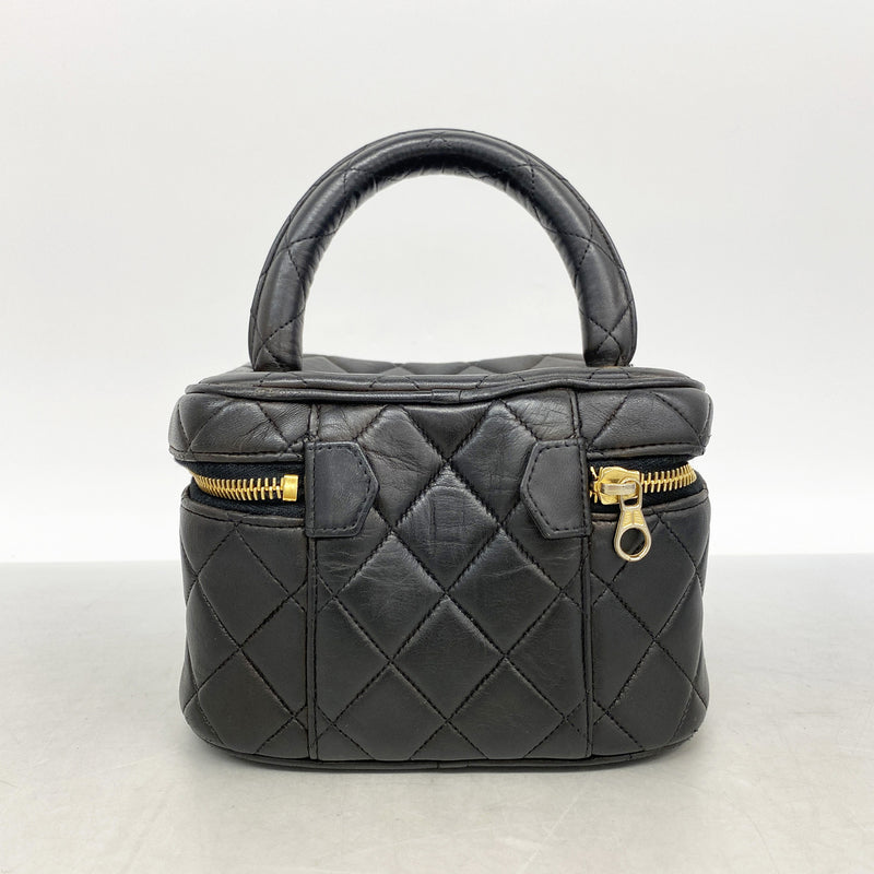 【6ie6581】シャネル バニティバッグ マトラッセ ラムスキン ブラック ゴールド金具【中古】レディース