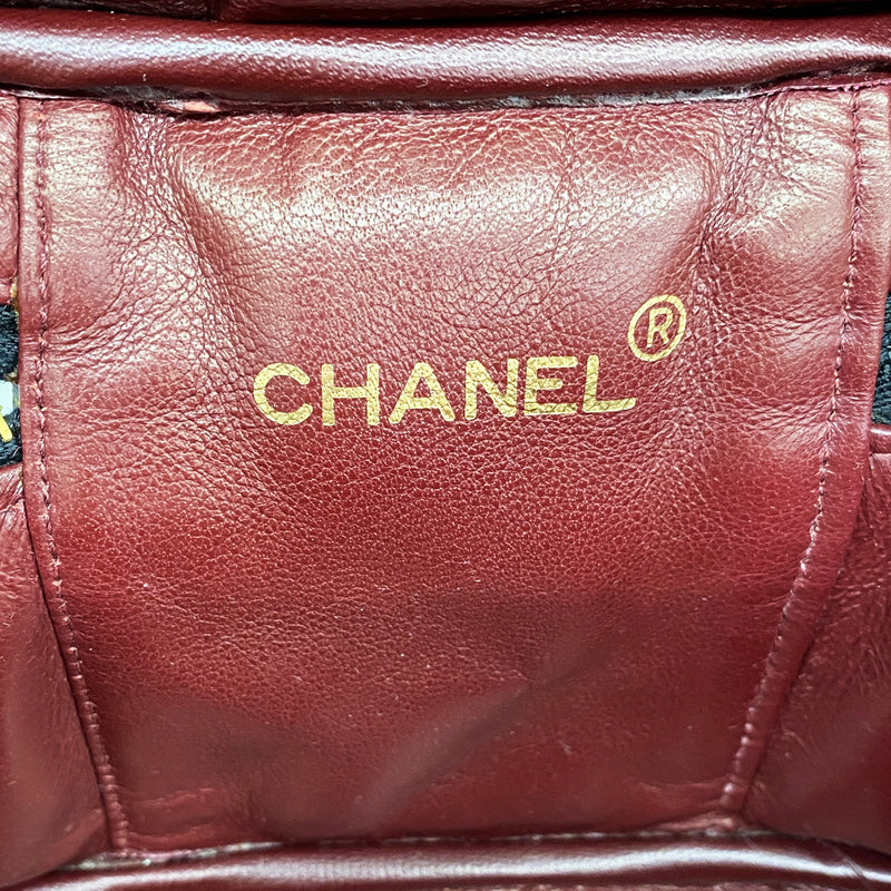 【6ie6581】シャネル バニティバッグ マトラッセ ラムスキン ブラック ゴールド金具【中古】レディース