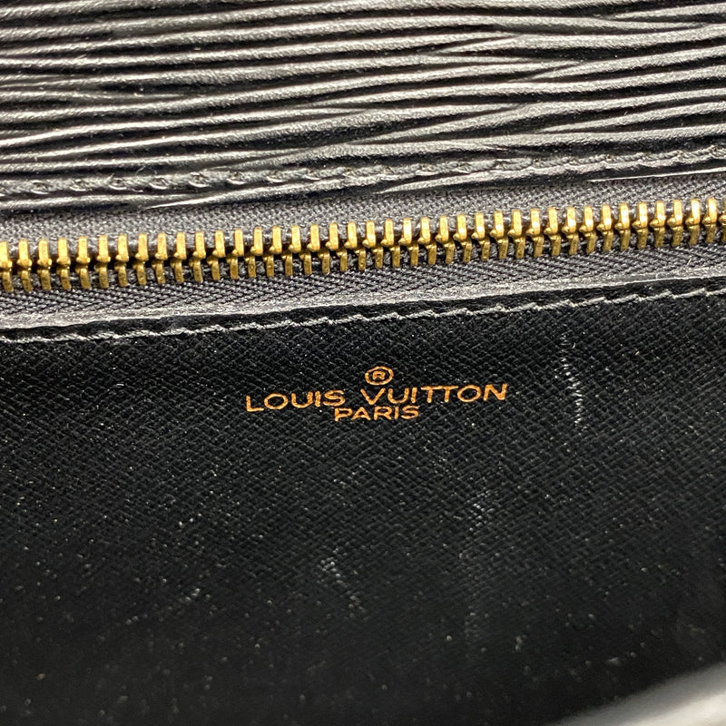 【6ie6588】ルイヴィトン ショルダーバッグ エピ サンクルー M52192 ノワール【中古】レディース