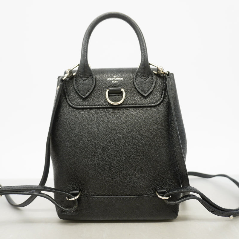 【6ie6602】ルイヴィトン リュック・デイパック トリヨン ロックミーバックパックMINI M54573 ノワール【中古】レディース