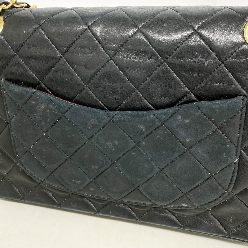 【6ie6635】シャネル ショルダーバッグ マトラッセ Wフラップ Wチェーン ラムスキン ブラック ゴールド金具【中古】レディース