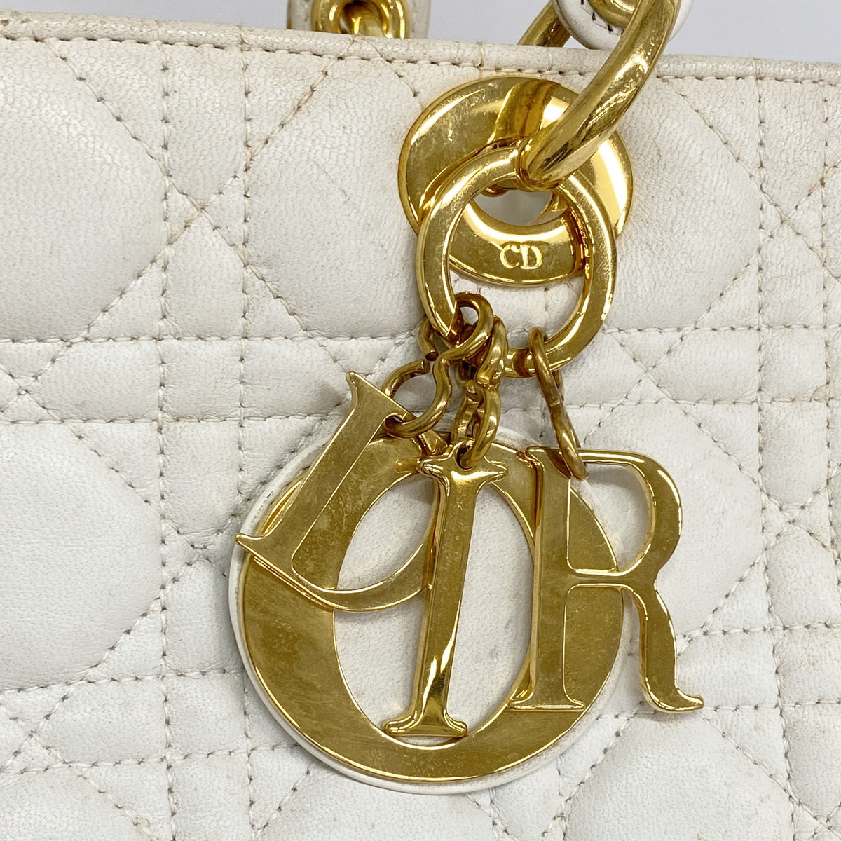 【6ie6646】クリスチャンディオール ハンドバッグ カナージュ レディディオール レザー ホワイト ゴールド金具【中古】レディース