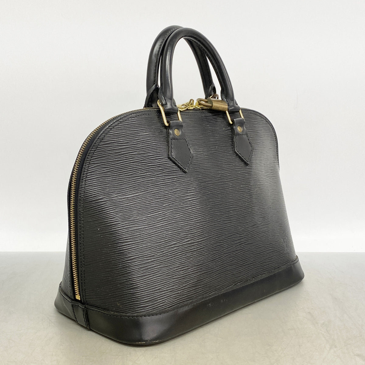 【6ie6648】ルイヴィトン ハンドバッグ エピ アルマ M52142 ノワール【中古】レディース