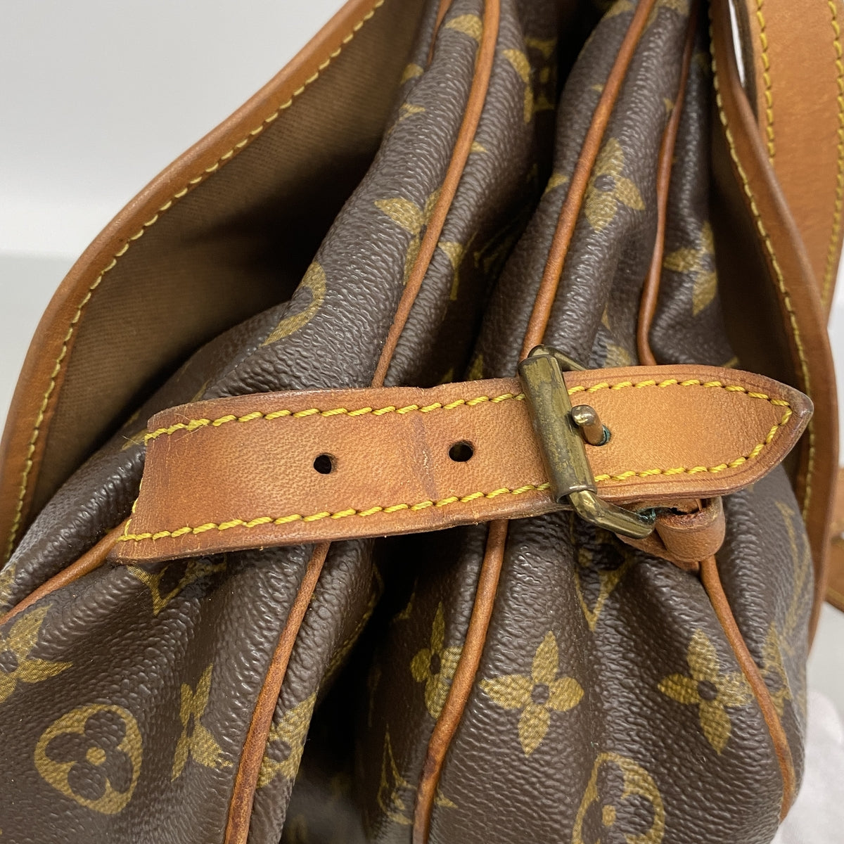 【6ie6672】ルイヴィトン ショルダーバッグ モノグラム ソミュール30 M42256 ブラウン【中古】レディース