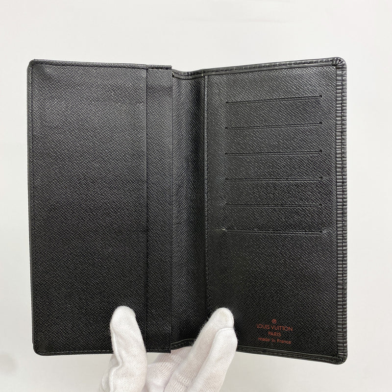 【6ie6695】ルイヴィトン 長札入れ エピ ポルトカルトクレディ円 M63212 ノワール【中古】メンズ