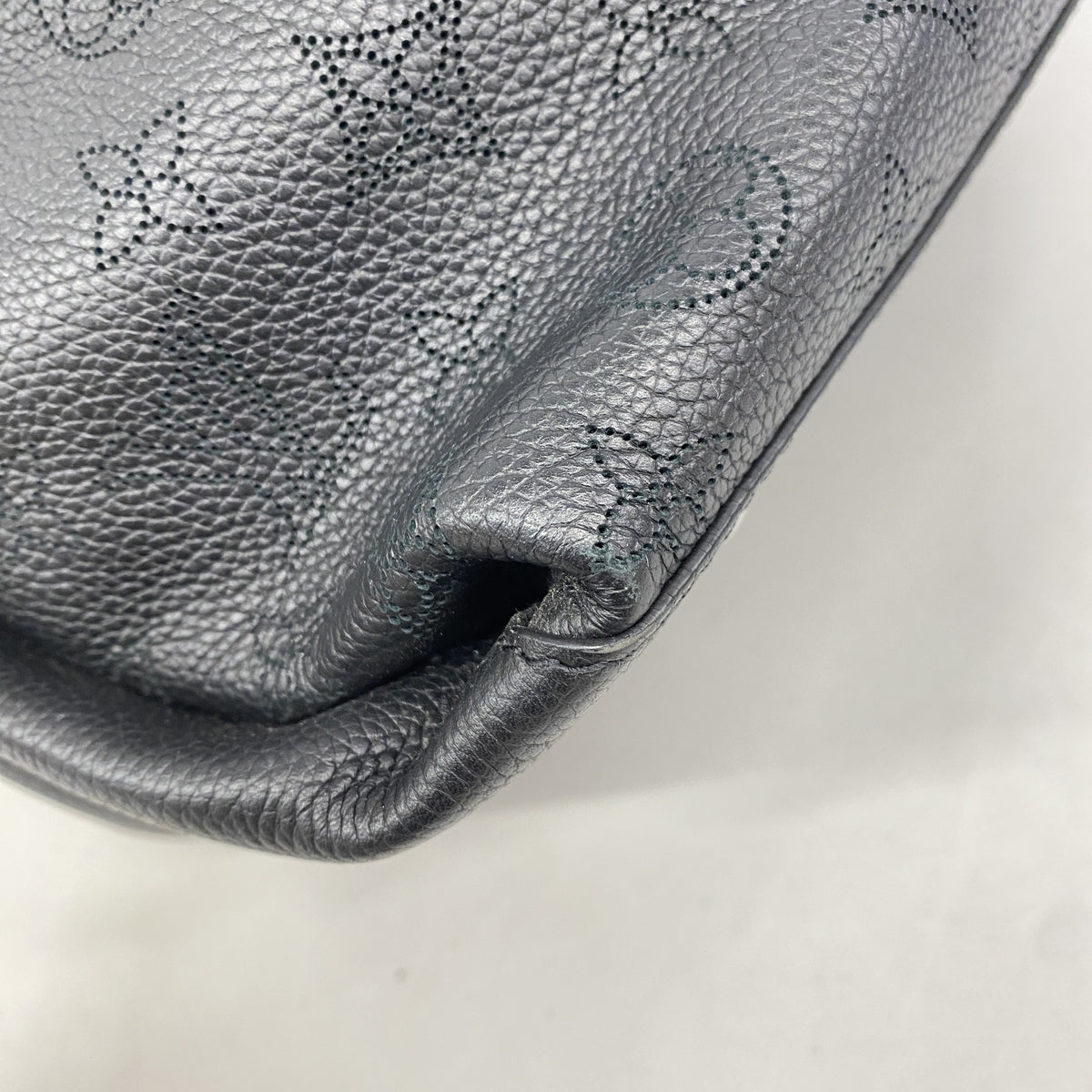 【6ie6698】ルイヴィトン ハンドバッグ マヒナ ボーヴルホーボー M56073 ノワール 2wayバッグ【中古】レディース
