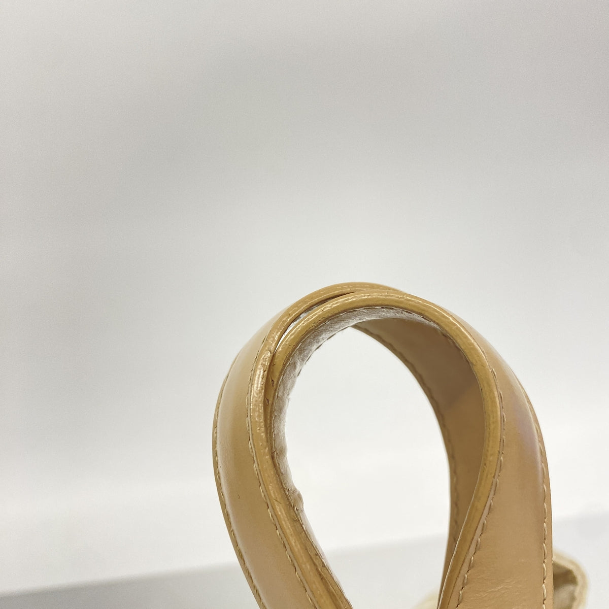 【6ie6699】シャネル トートバッグ ニュートラベル ナイロン ベージュ シャンパンゴールド金具【中古】レディース