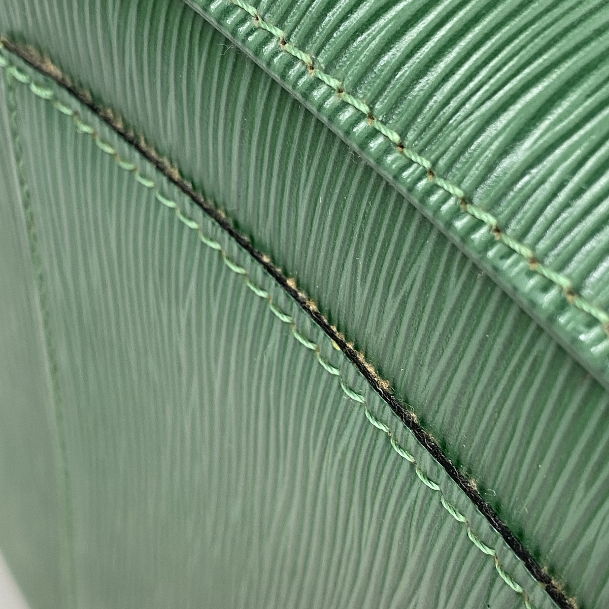 【6ie6704】ルイヴィトン ボストンバッグ エピ キーポル45 M42974 ボルネオグリーン【中古】メンズ レディース ユニセックス
