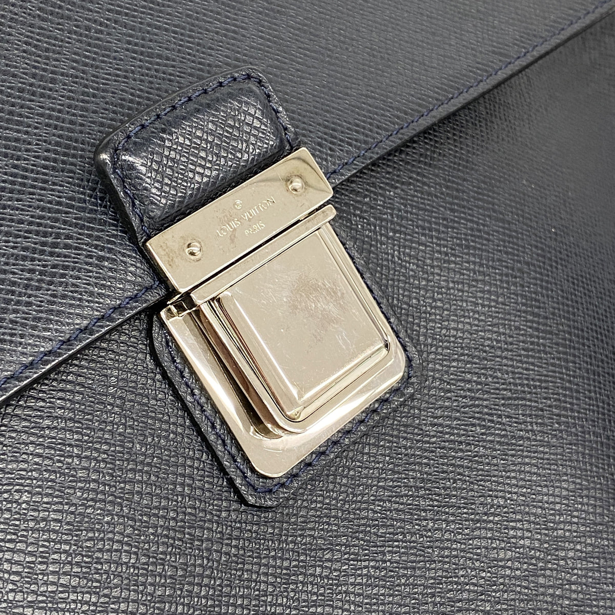 【6ie6708】ルイヴィトン ビジネスバッグ タイガ ヴァシリPM M32640 ボレアル 2wayバッグ【中古】メンズ